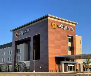 Photo 2 - La Quinta Inn & Suites by Wyndham Denver Parker