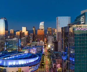 Photo 2 - AC Hotel Downtown Los Angeles, a Marriott Hotel