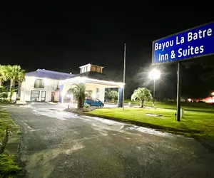 Photo 2 - Bayou Inn & Suites
