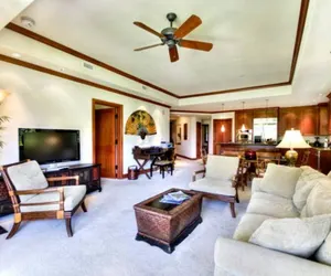 Photo 2 - Luxury Beach Front Villa - Kolea