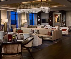 Photo 3 - Laurel Hotel and Spa