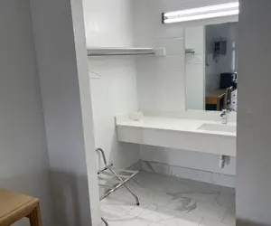 Photo 4 - Executive Inn of Purcell