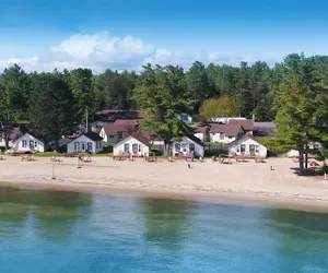 Photo 2 - The Beach House