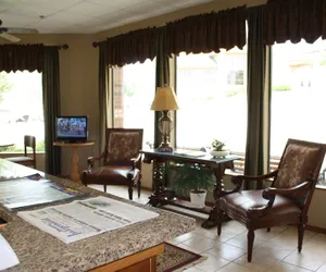Photo 3 - Green Gables Inn