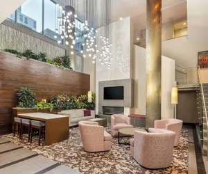 Photo 4 - Hilton Garden Inn Washington DC/Georgetown Area