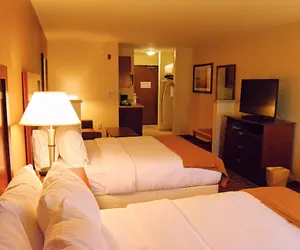 Photo 4 - Holiday Inn Express & Suites Glendive, an IHG Hotel