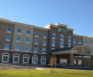 Photo 2 - Holiday Inn Express Hotel & Suites Albany by IHG