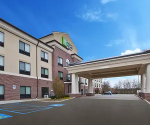 Photo 2 - Holiday Inn Express & Suites Washington - Meadow Lands, an IHG Hotel