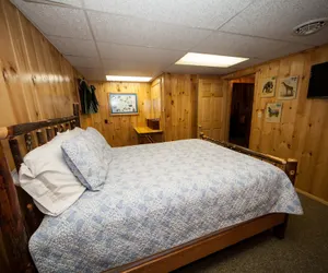 Photo 4 - Log Cabin Lodge & Suites