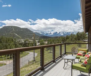 Photo 2 - Coyote Mountain Lodge
