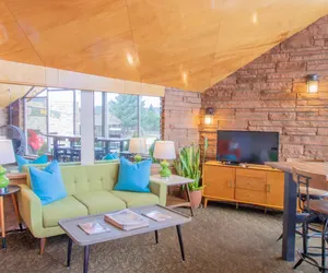 Photo 5 - Coyote Mountain Lodge