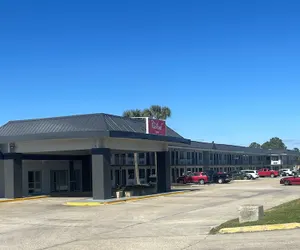Photo 2 - Red Roof Inn Slidell