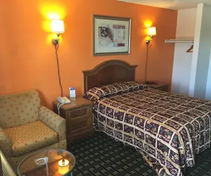 Photo 5 - Anaheim National Inn