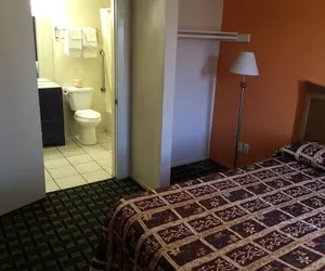 Photo 5 - Anaheim National Inn