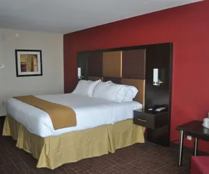 Photo 4 - Holiday Inn Express & Suites Greensburg, an IHG Hotel