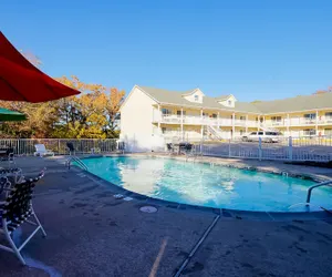 Photo 2 - Hotel O Eureka Springs - Christ Of Ozark Area