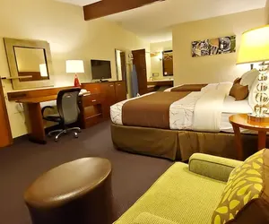 Photo 4 - Olympic Inn & Suites