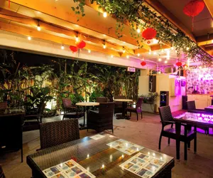 Photo 5 - Waikiki Beachside Hostel