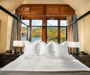Photo 3 - Elevation Resort Residences at Solaris