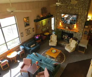 Photo 4 - Americourt Hotel