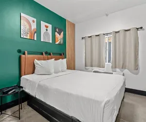 Photo 3 - Le Bon Hotel Hollywood