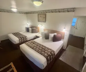 Photo 5 - Ocean Breeze Motel