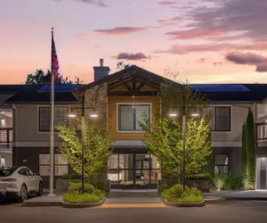 Photo 2 - Best Western Plus Stevenson Manor