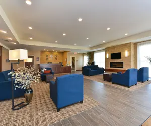 Photo 2 - Comfort Inn & Suites Avera Southwest