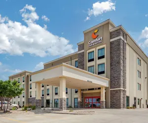 Photo 2 - Comfort Inn & Suites Avera Southwest