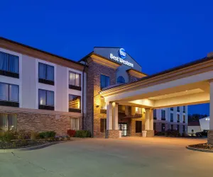 Photo 2 - Best Western St. Louis Airport North Hotel & Suites