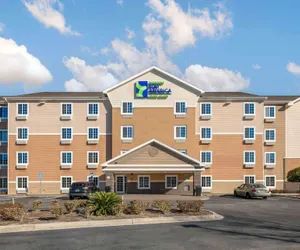 Photo 2 - Extended Stay America Select Suites - Jacksonville - North