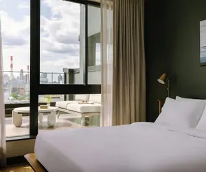 Photo 2 - Sonder by Marriott Bonvoy The Dutch Apartments Long Island City