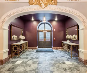 Photo 4 - Mint House at The Divine Lorraine Hotel