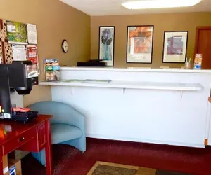 Photo 2 - Dells Park Motel