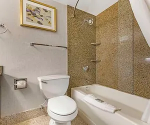 Photo 5 - Brooklyn Center Hotel