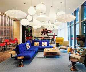 Photo 2 - citizenM Chicago Downtown