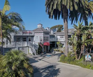 Photo 2 - Pelican Cove Inn