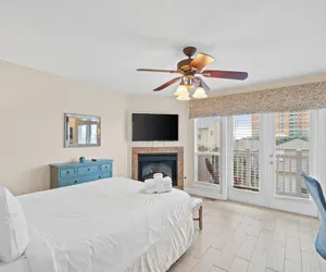 Photo 4 - Beaches and Dreams by Book That Condo