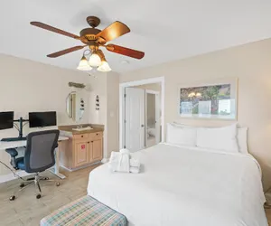 Photo 3 - Beaches and Dreams by Book That Condo