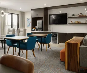 Photo 4 - WaterWalk Extended Stay by Wyndham Phoenix - N. Happy Valley