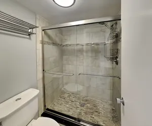 Photo 4 - Ocean Village Club P33