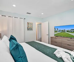 Photo 3 - Modern 5BR with Private Heated Pool