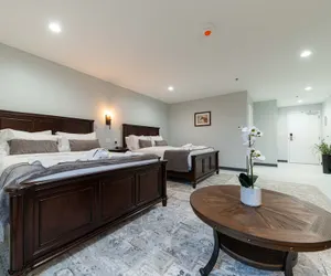 Photo 5 - Gallops Motel