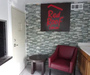 Photo 3 - Red Roof Inn Los Angeles – Bellflower