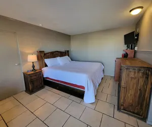Photo 5 - Five Star Inn