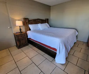 Photo 4 - Five Star Inn