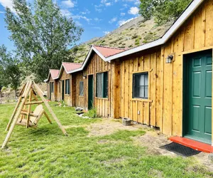 Photo 2 - Tioga Lodge At Mono Lake