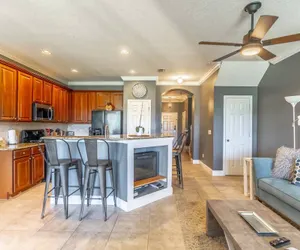 Photo 5 - 840 Reunion