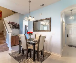 Photo 3 - 528 Regal Palms