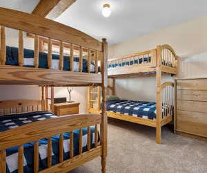 Photo 5 - AMAZING VIEWS- MODERN HOME- SH #14 by Bear Valley Vacation Rentals